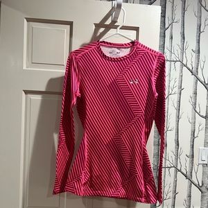 UNDER ARMOUR COLD GEAR-PINK STRIPES-WOMEN’S MEDIUM
